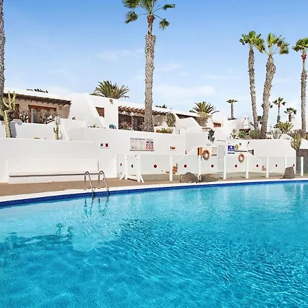 Puerto Chico 7 *